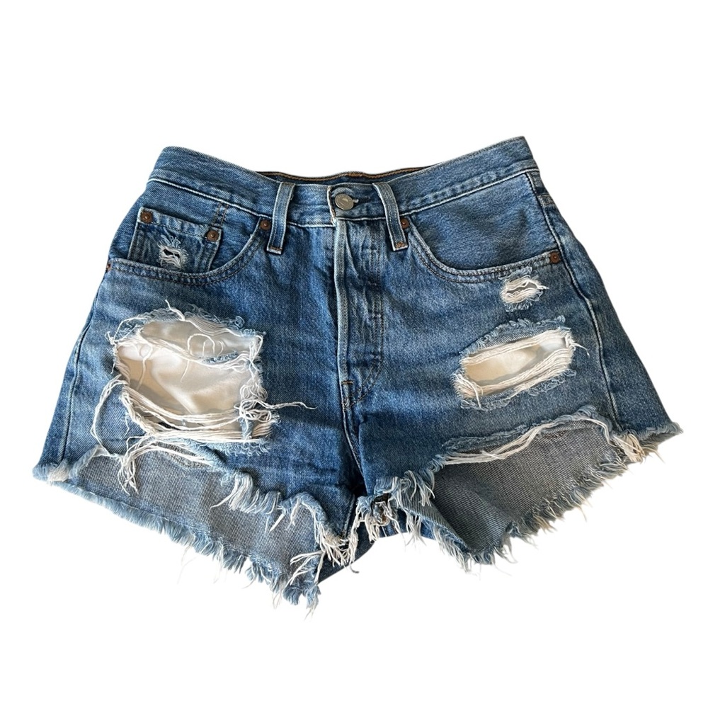 Levi’s 501 Heavily Distressed Exposed Pickets Cut Off Shorts